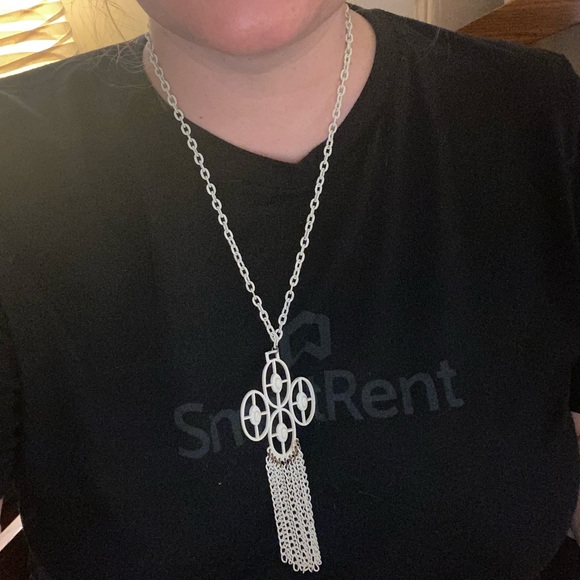 🍄 Vintage White 1970s Boho Necklace - Picture 1 of 4